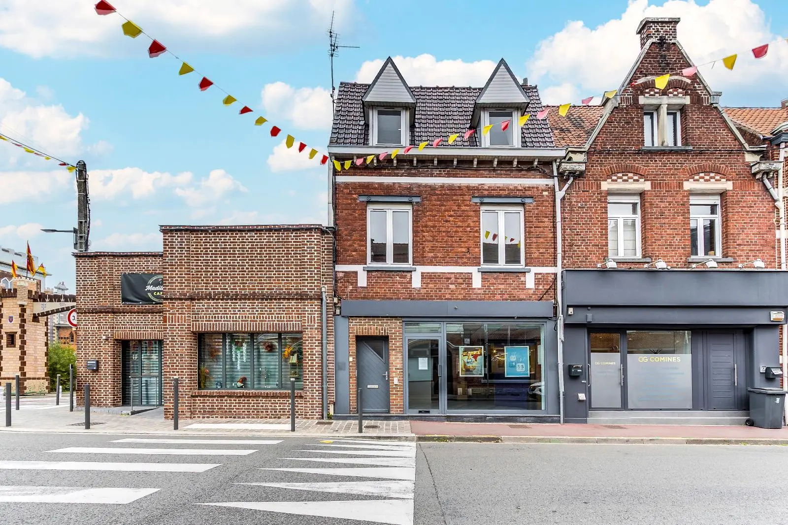 Photo 2 Immeuble 158m²