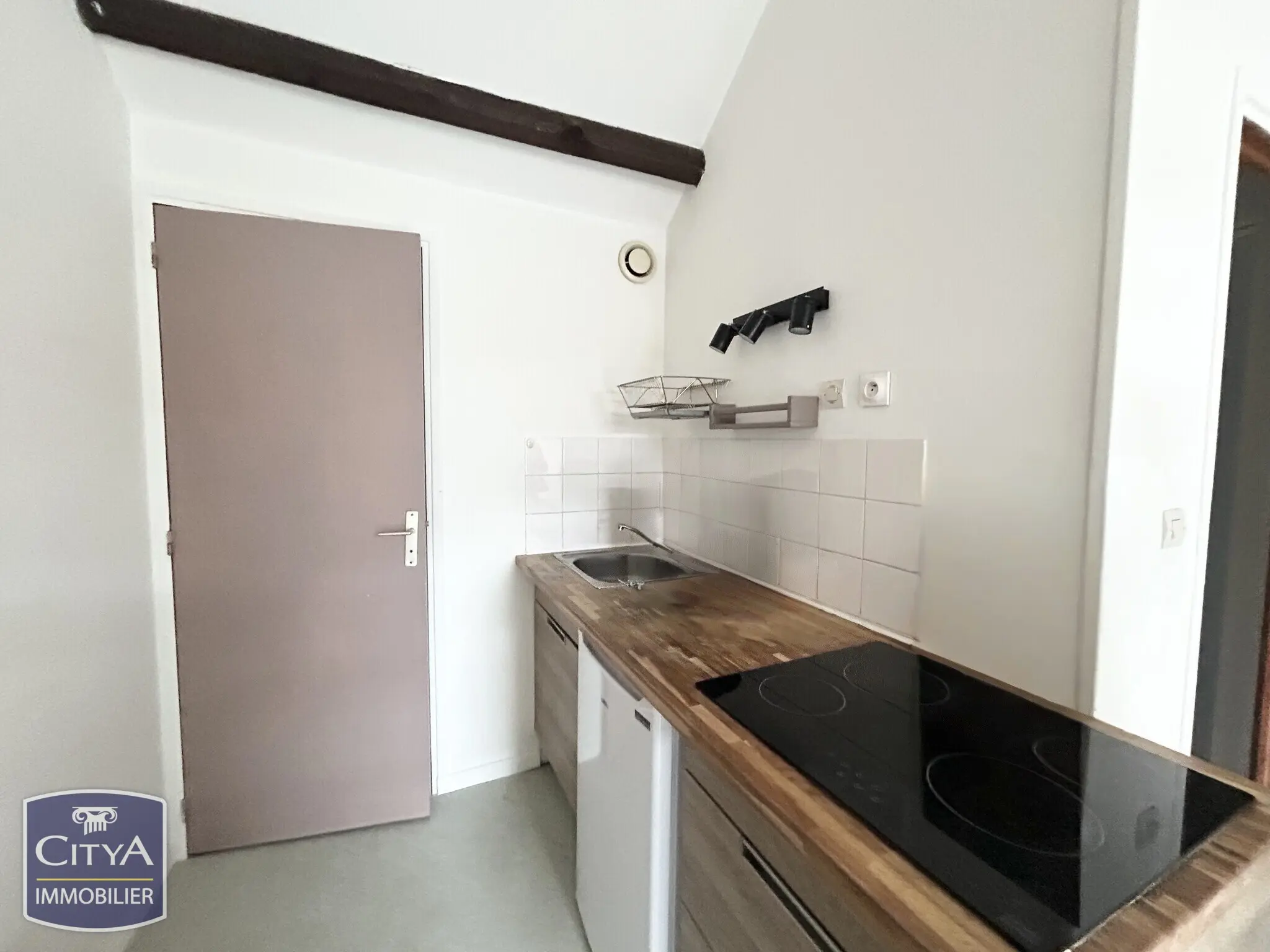 Photo 2 Appartement 2 pièces 27.71m²