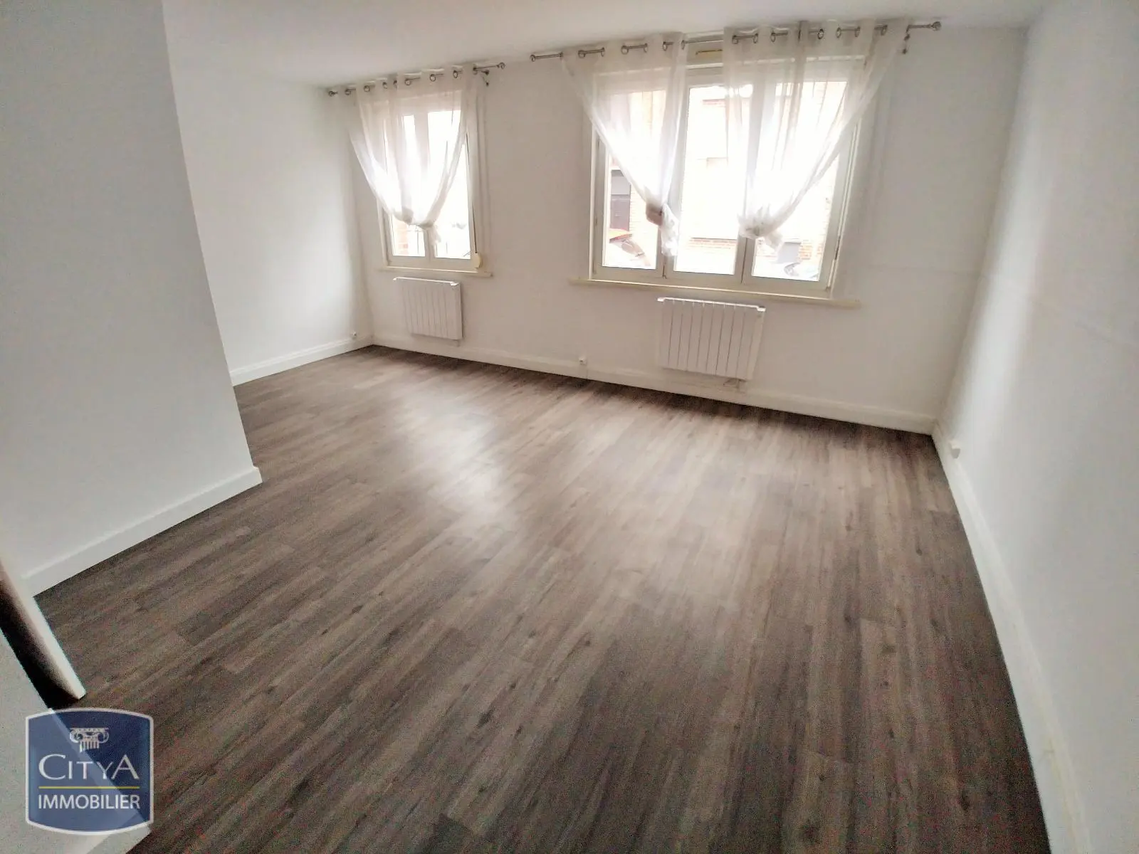 Photo 2 Appartement 1 pièce 31.53m²
