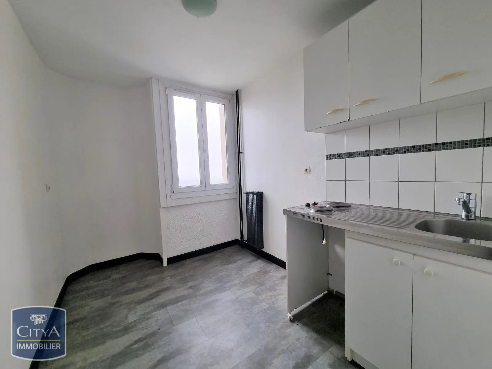 Photo 2 Appartement 1 pièce 32.58m²