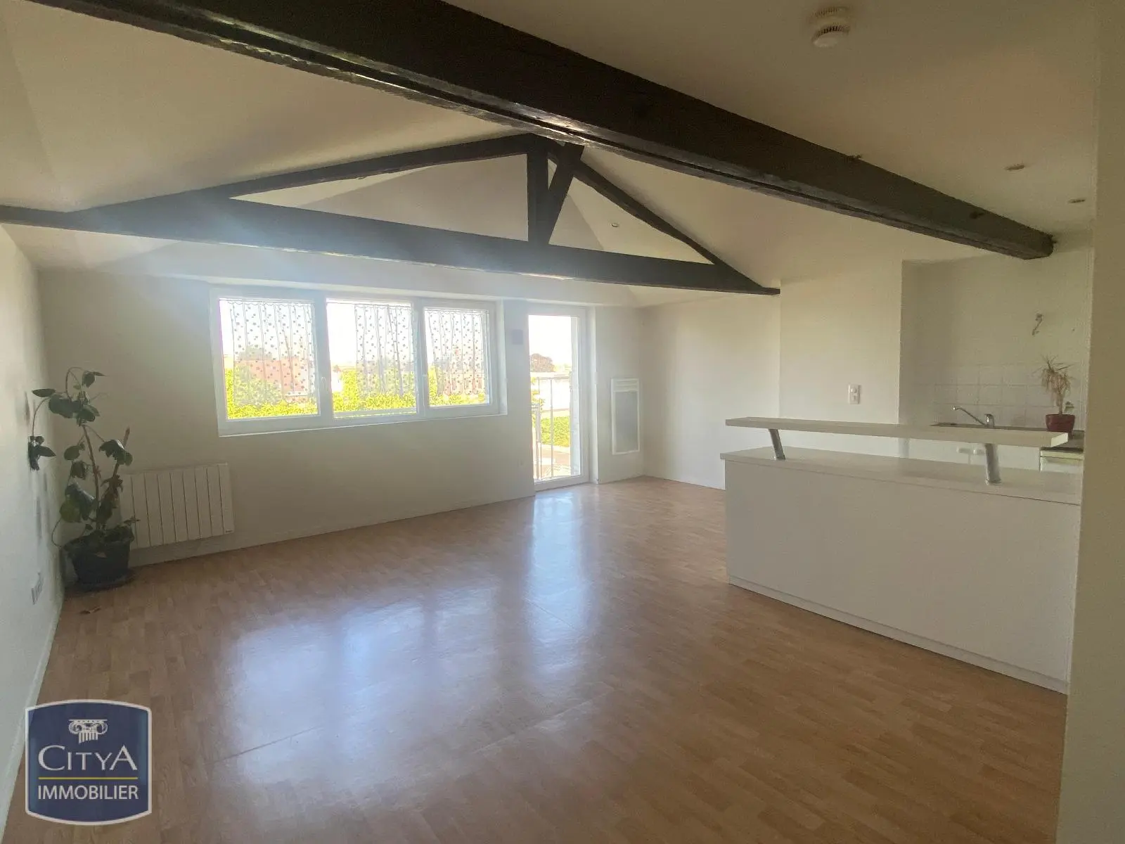 Photo 1 Appartement 2 pièces 55.61m²