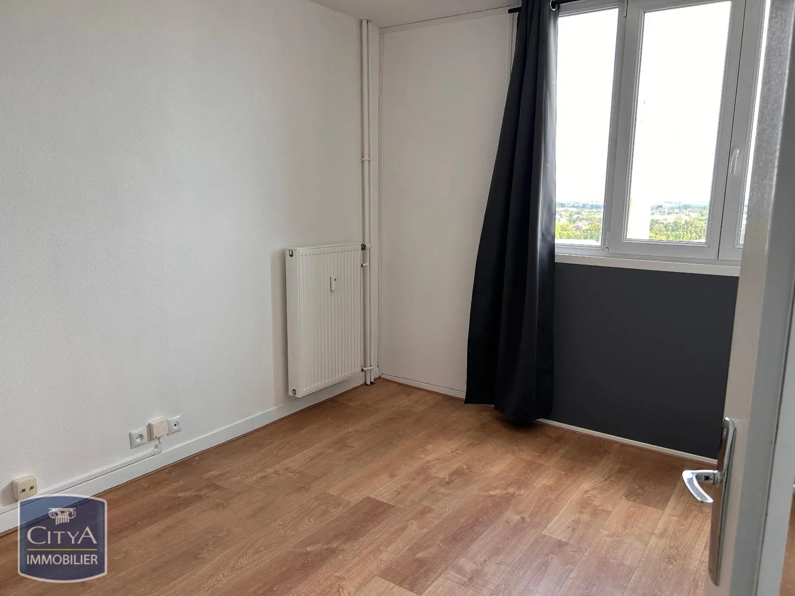 Photo 2 Appartement 1 pièce 32.58m²