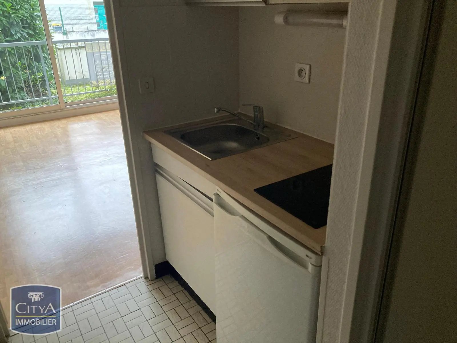 Photo 2 Appartement 1 pièce 18.62m²