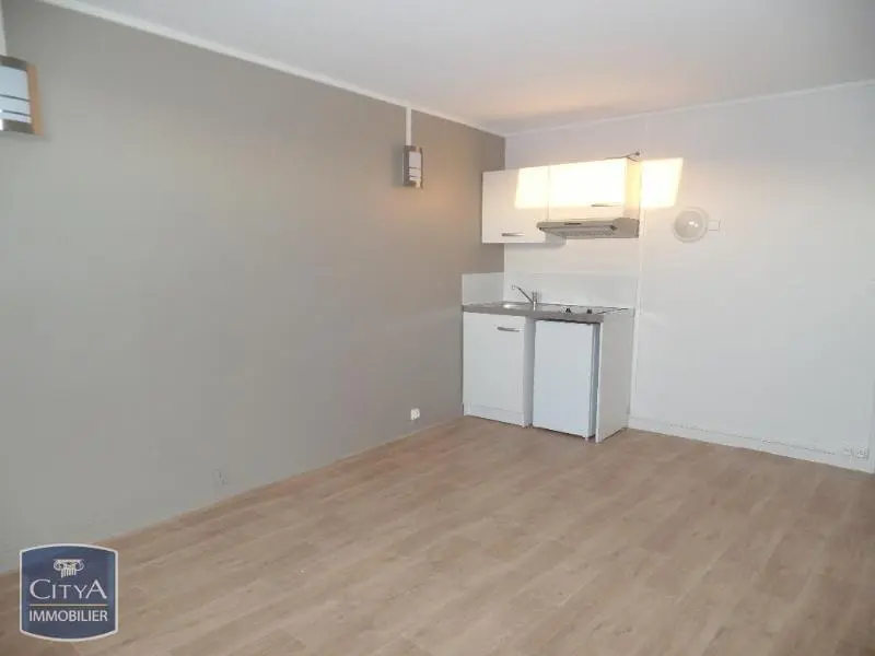 Photo 2 Appartement 1 pièce 24.15m²
