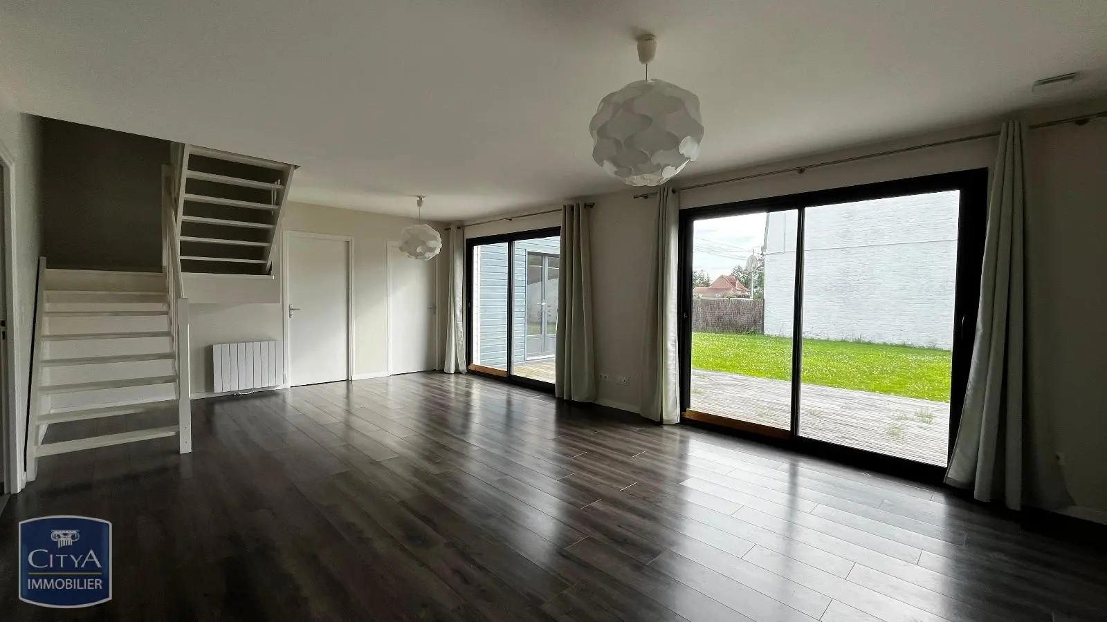 Photo 1 Maison 5 pièces 127.84m²