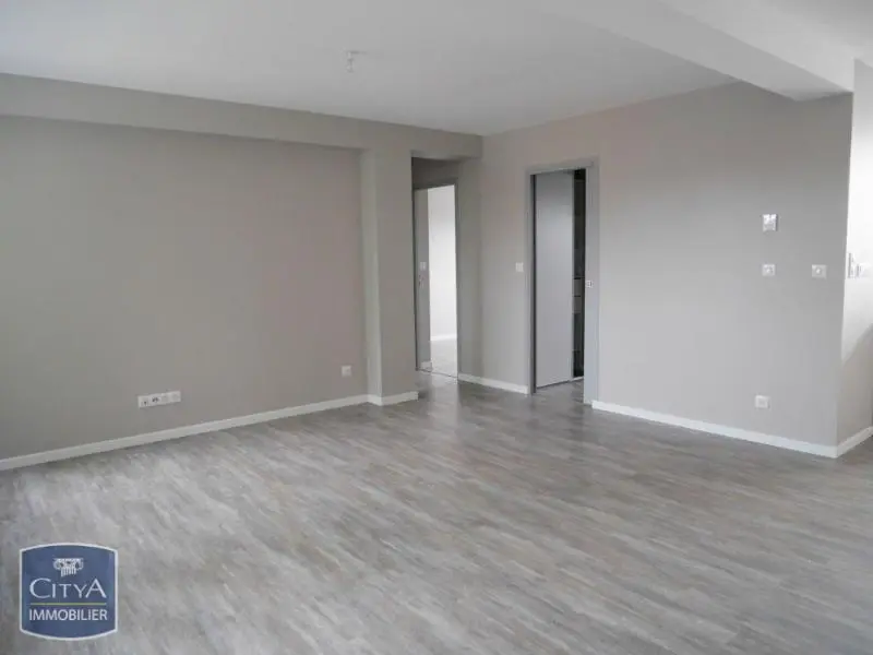 Photo 1 Appartement 3 pièces 60.77m²