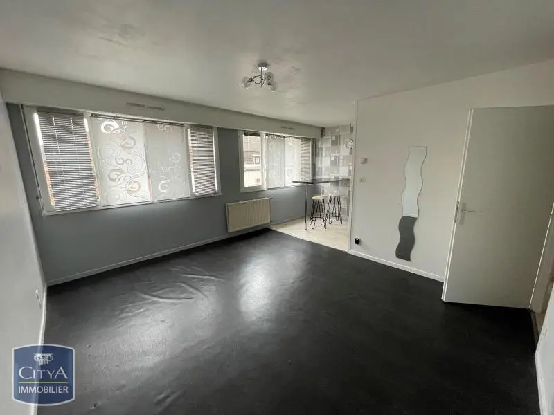 Photo 1 Appartement 1 pièce 33.1m²