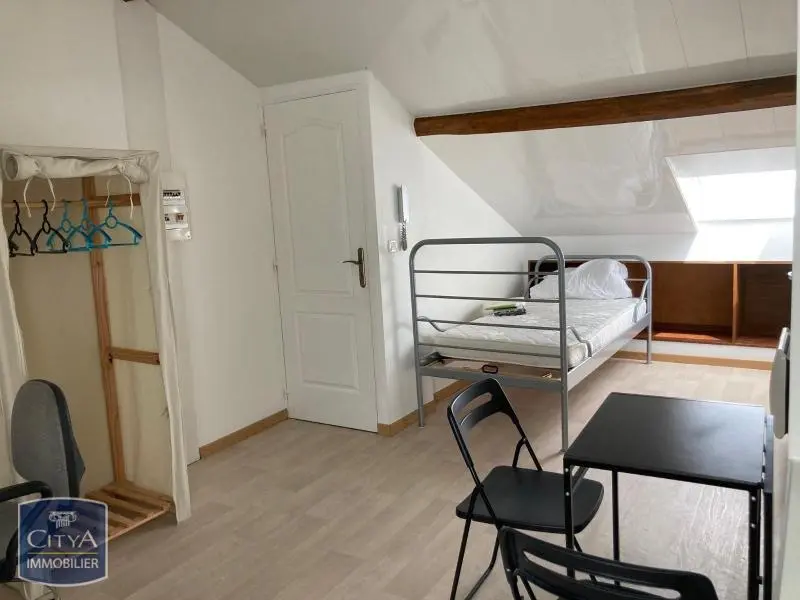 Photo 1 Appartement 1 pièce 14.35m²