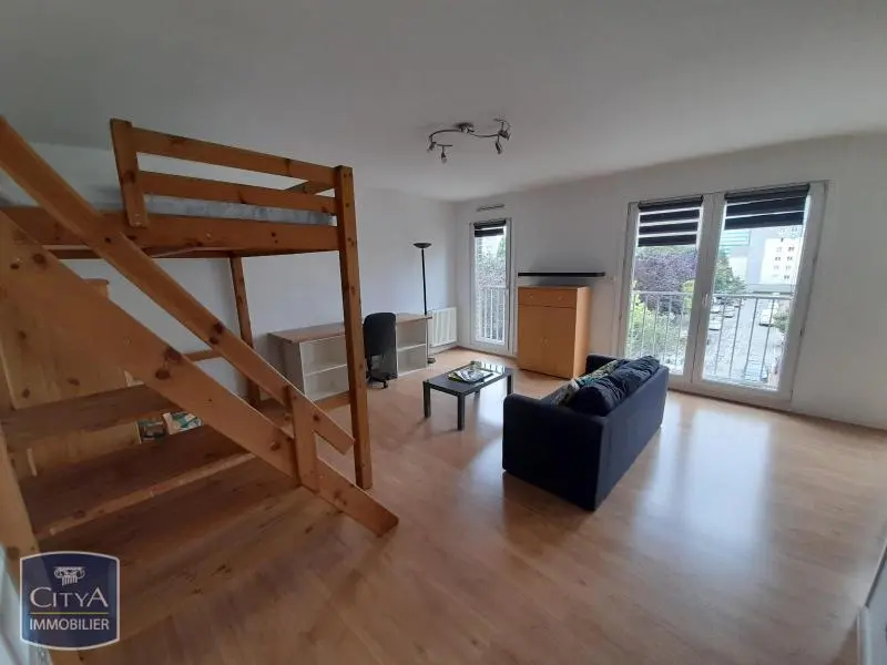 Photo 1 Appartement 1 pièce 47.89m²