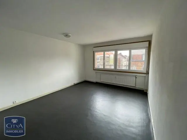 Photo 1 Appartement 1 pièce 28.09m²