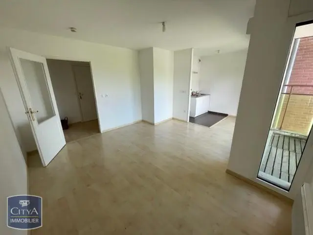 Photo 1 Appartement 1 pièce 30.78m²