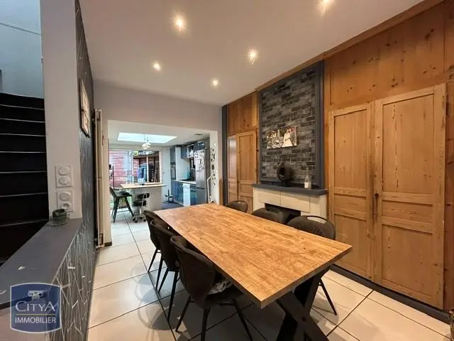Photo 1 Maison 4 pièces 121.11m²
