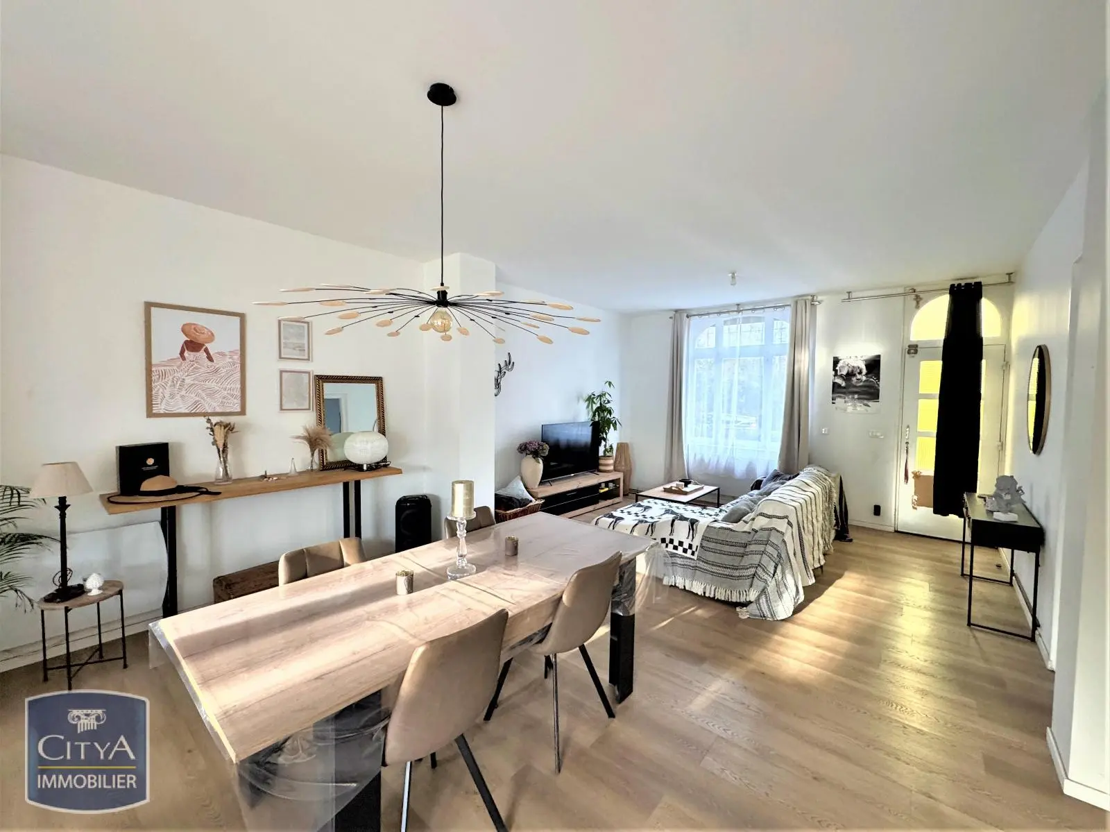 Photo 1 Maison 6 pièces 128.07m²