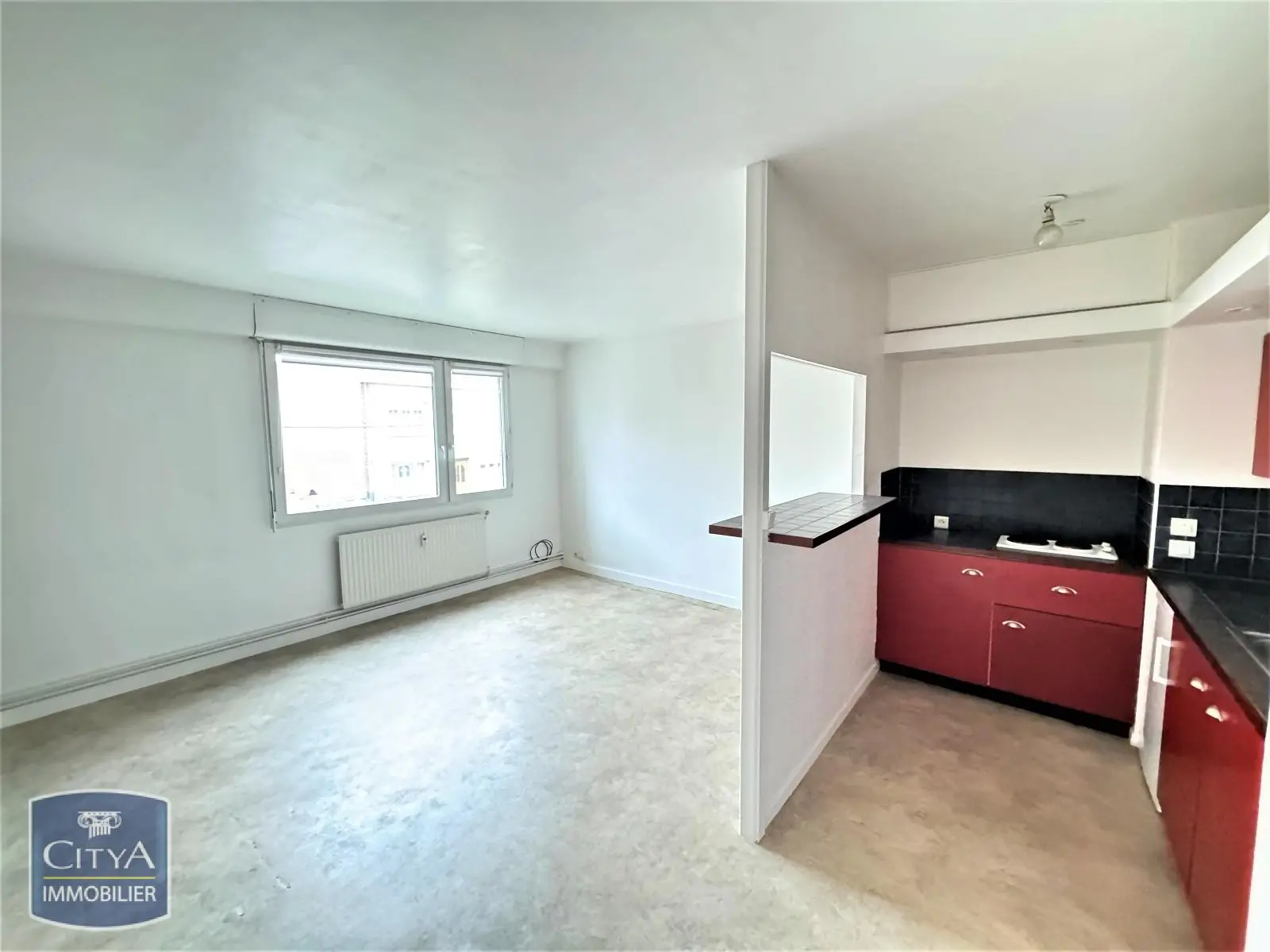 Photo 2 Appartement 1 pièce 27.81m²