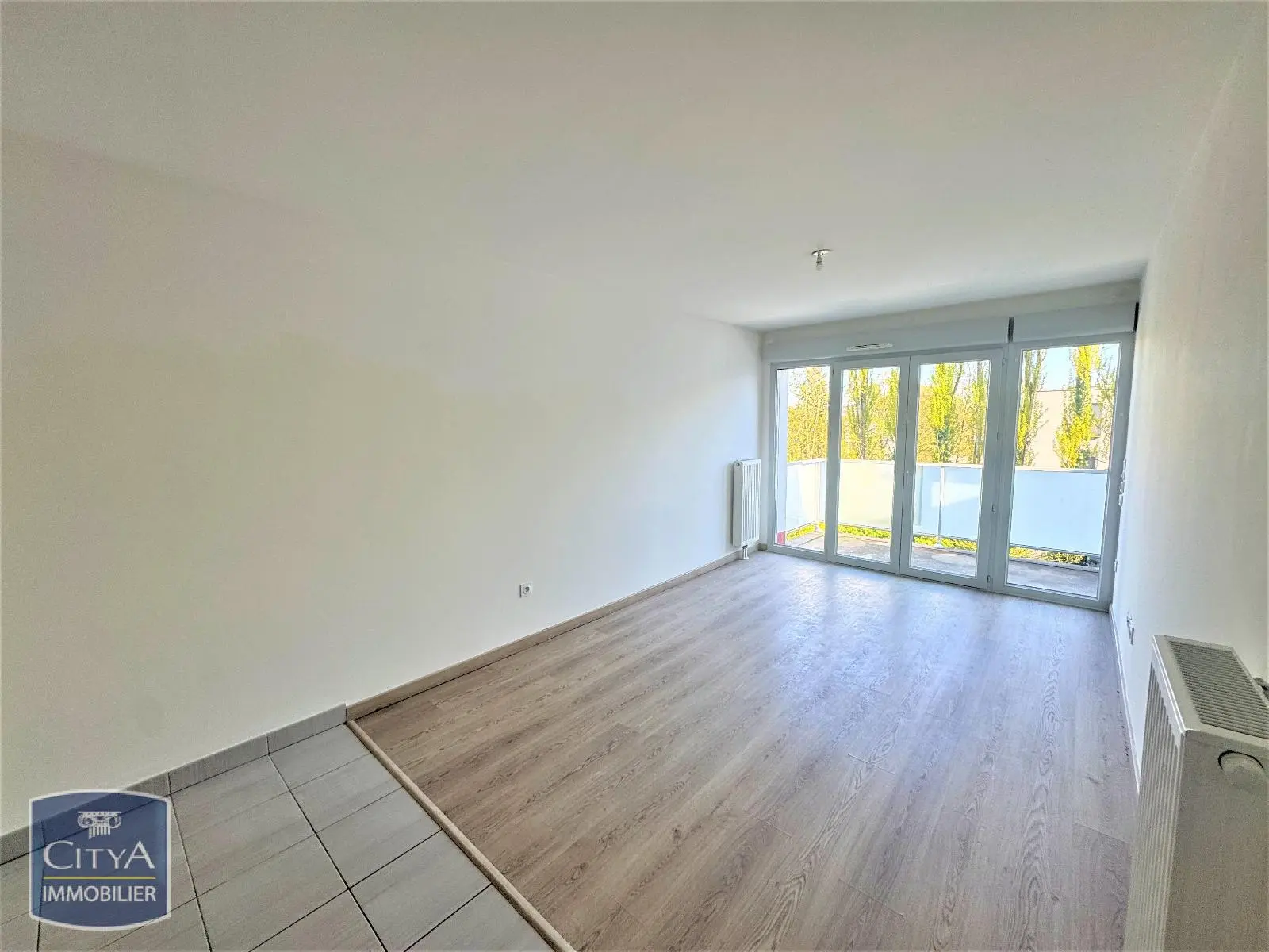 Photo 1 Appartement 3 pièces 60.96m²