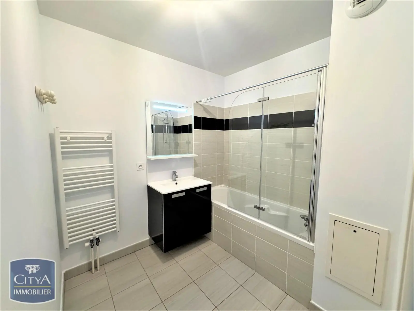Photo 12 Appartement 3 pièces 60.96m²