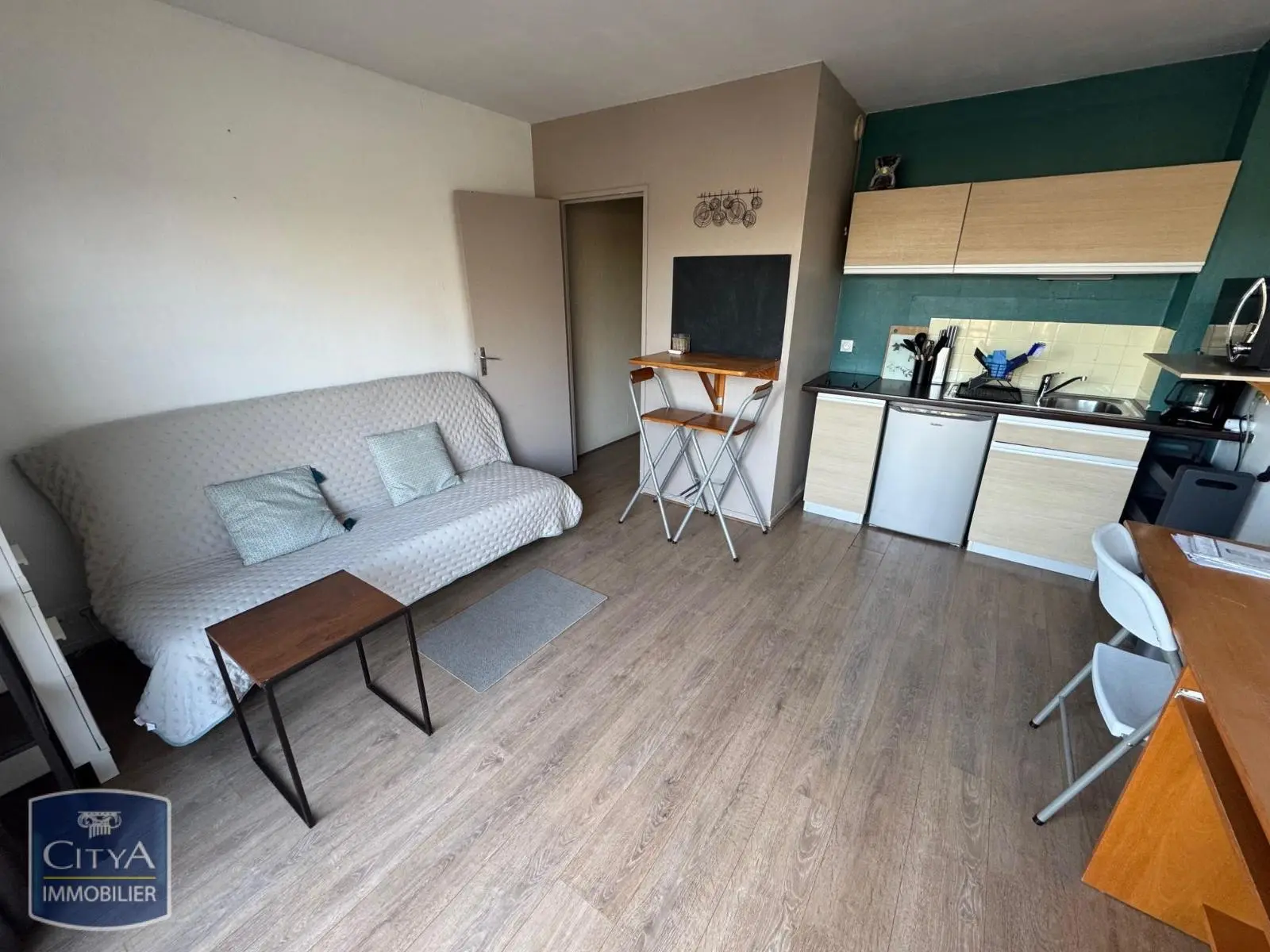 Photo 1 Appartement 1 pièce 22.9m²