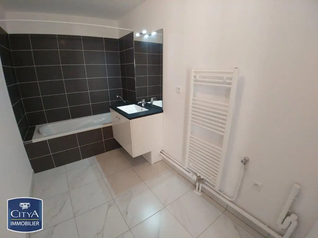 Photo 5 Appartement 4 pièces 82.16m²