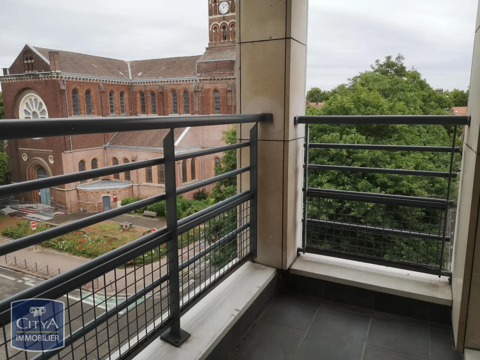 Photo 1 Appartement 1 pièce 26.14m²