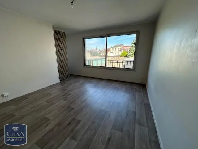 Photo 1 Appartement 1 pièce 25.14m²
