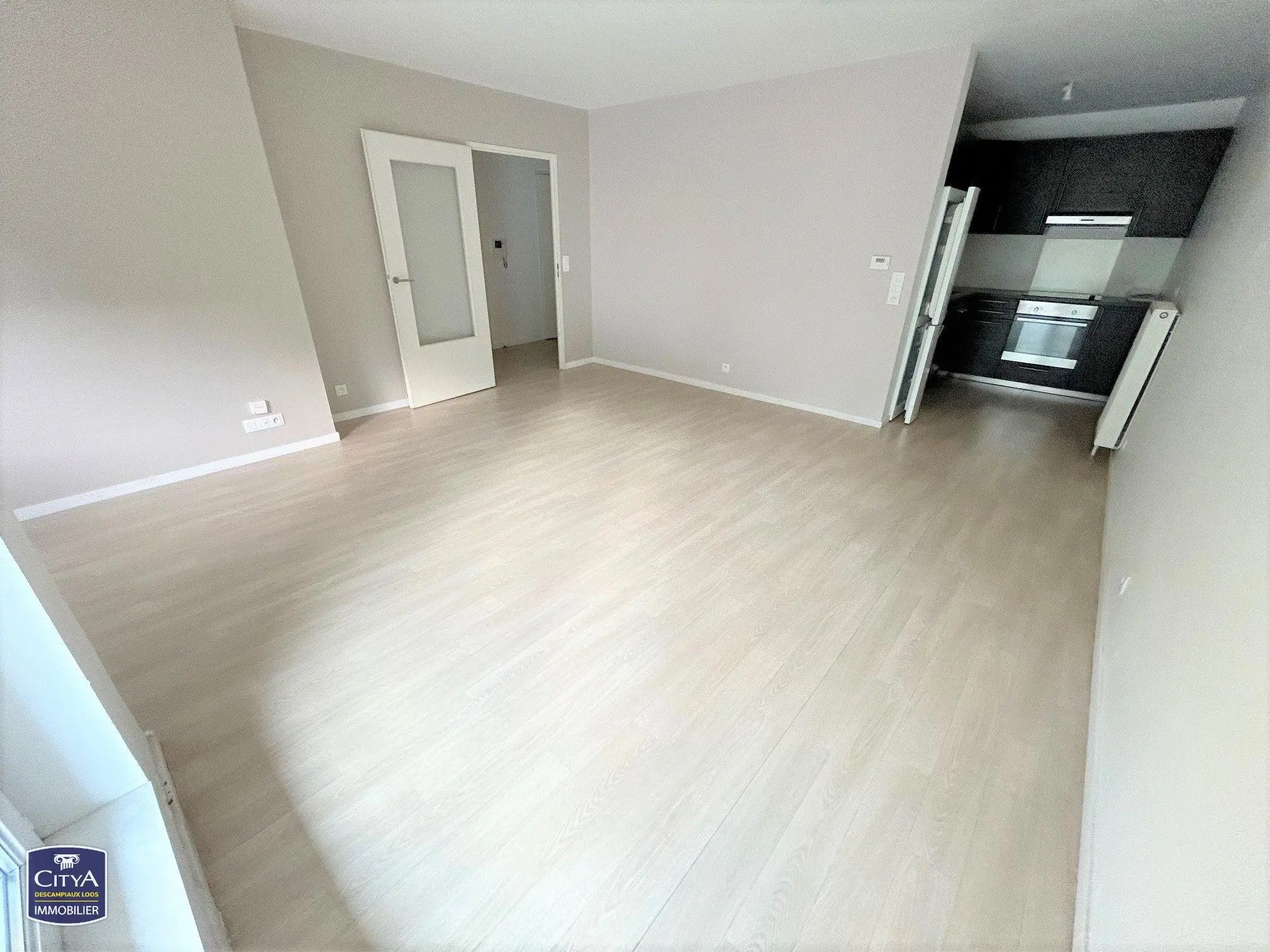 Photo 3 Appartement 4 pièces 82m²