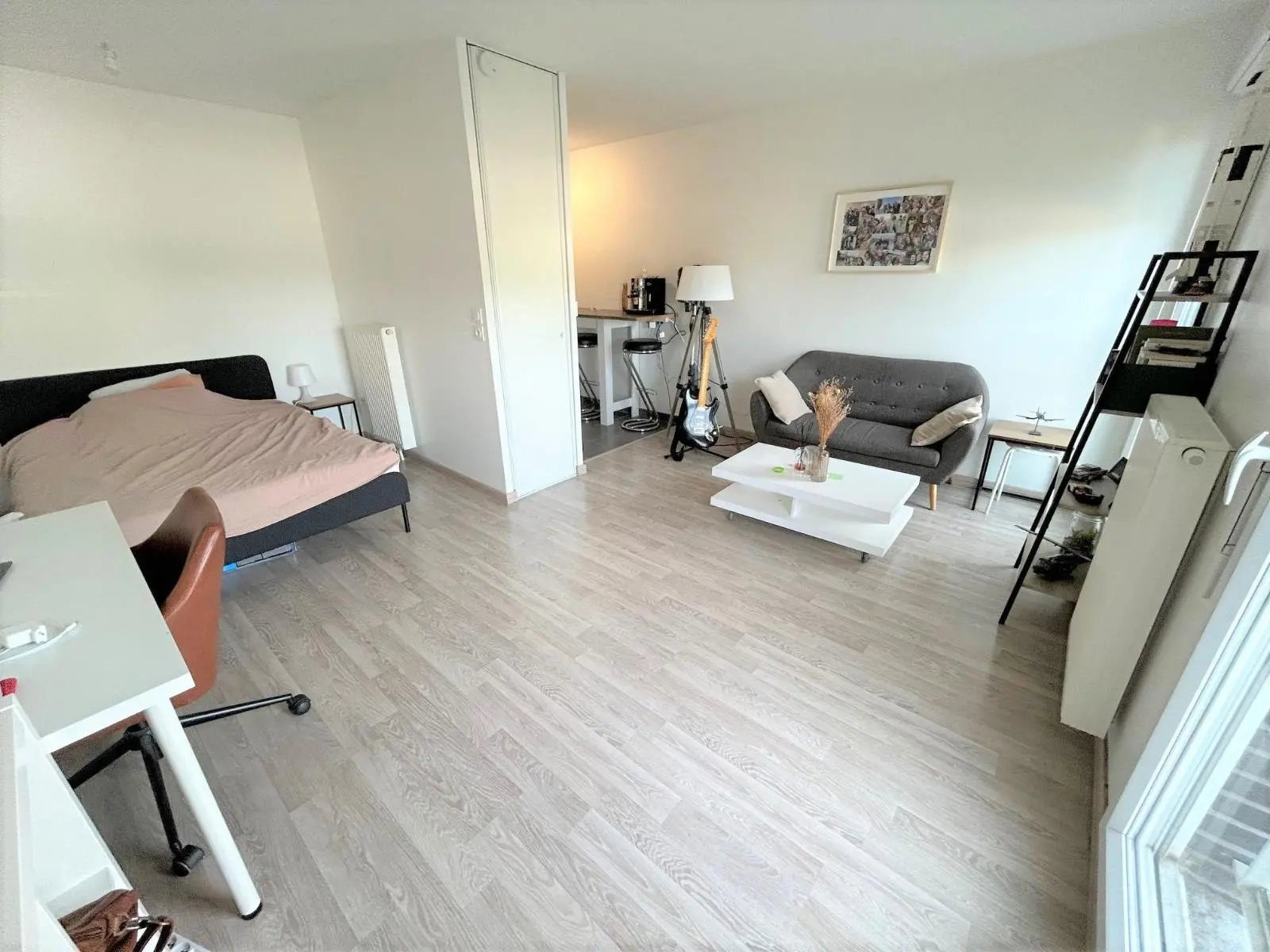Photo 2 Appartement 1 pièce 31.57m²