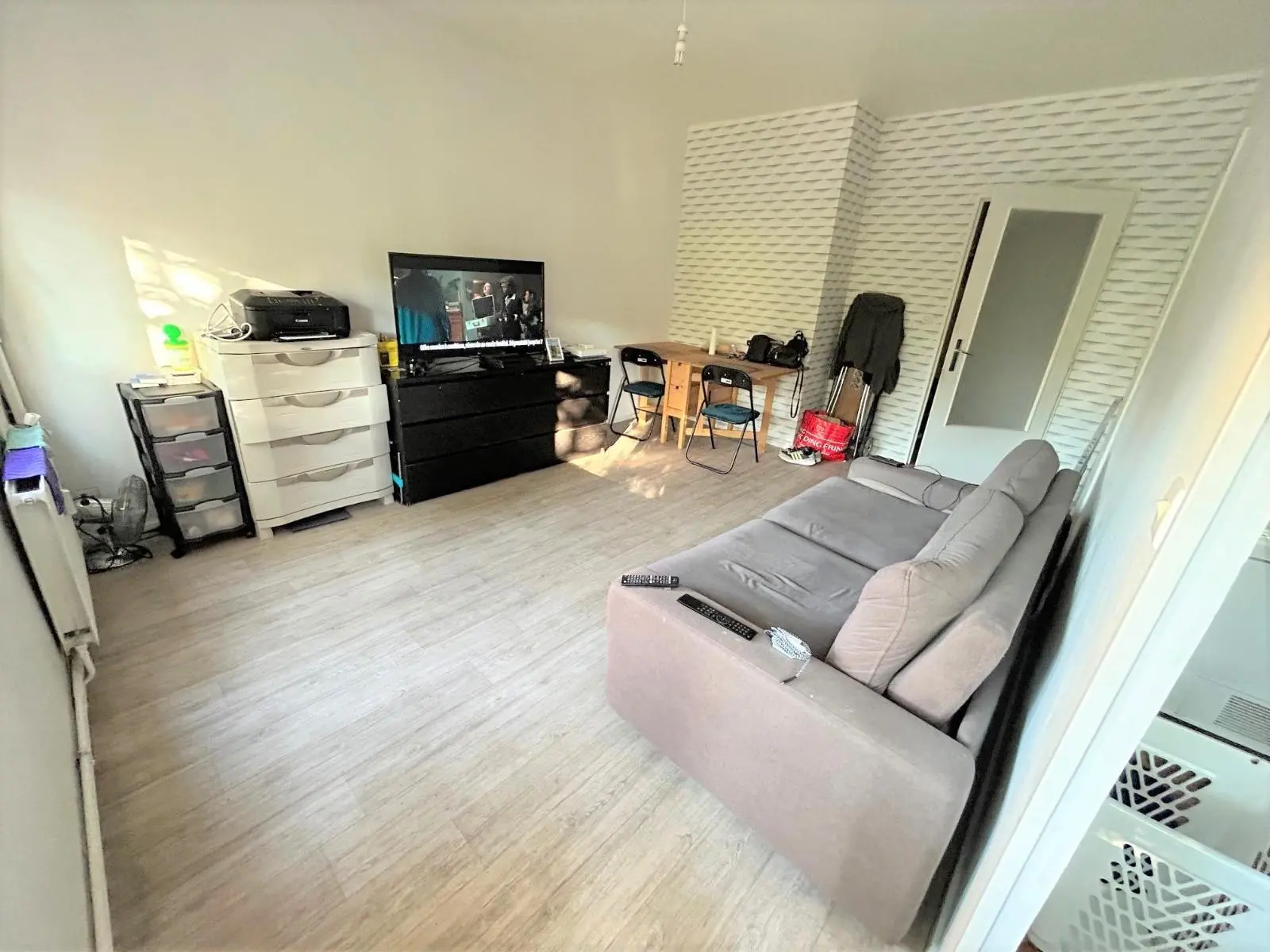 Photo 2 Appartement 1 pièce 28.59m²