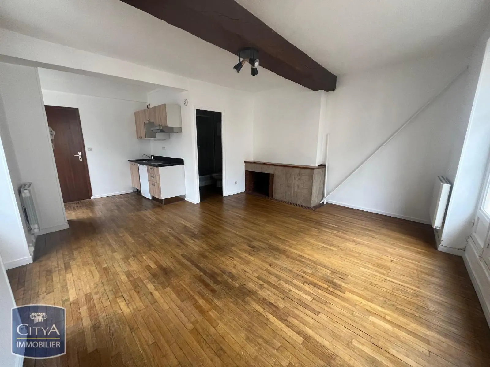 Photo 1 Appartement 1 pièce 27.5m²