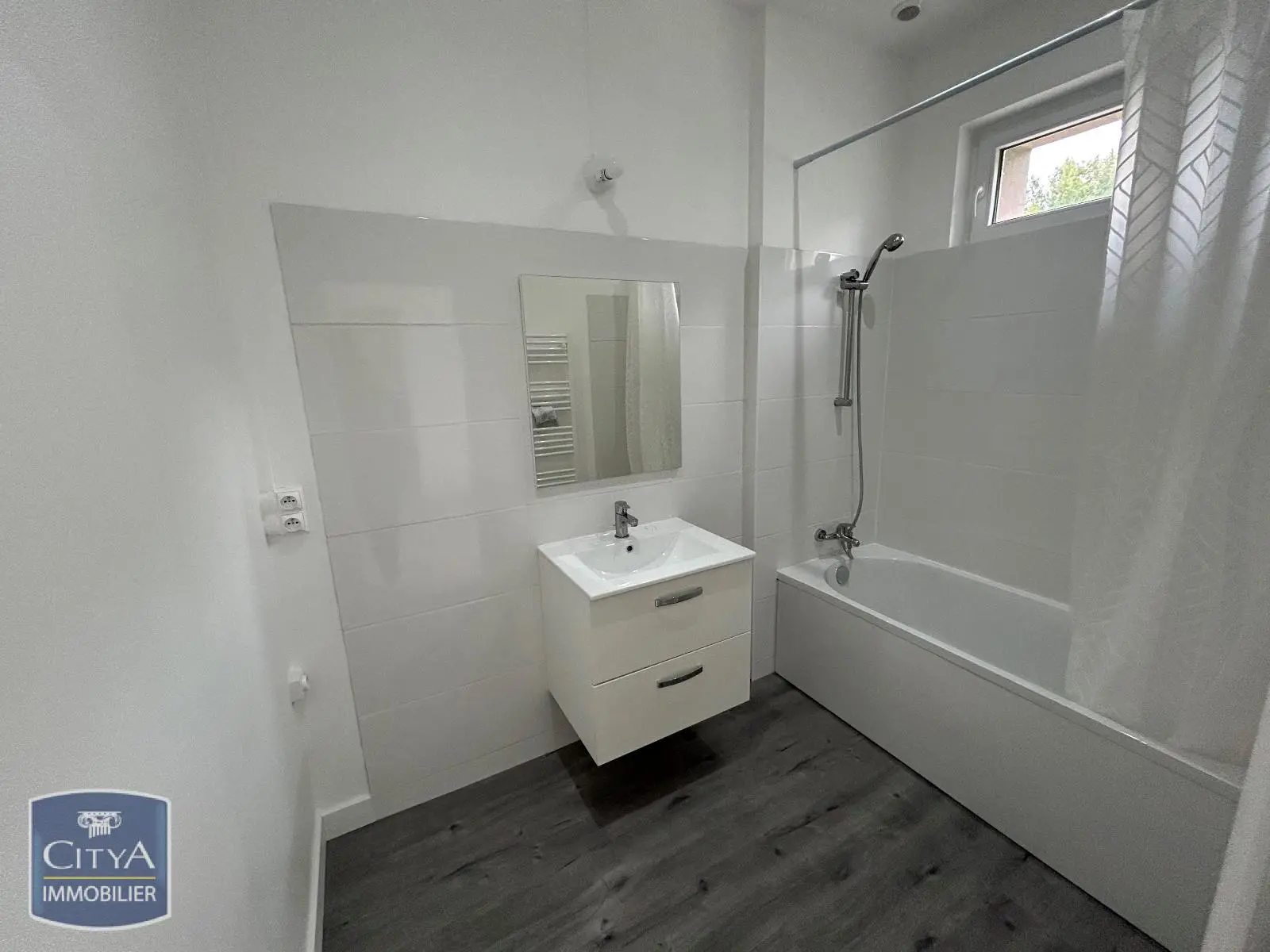Photo 5 Maison 4 pièces 82.5m²