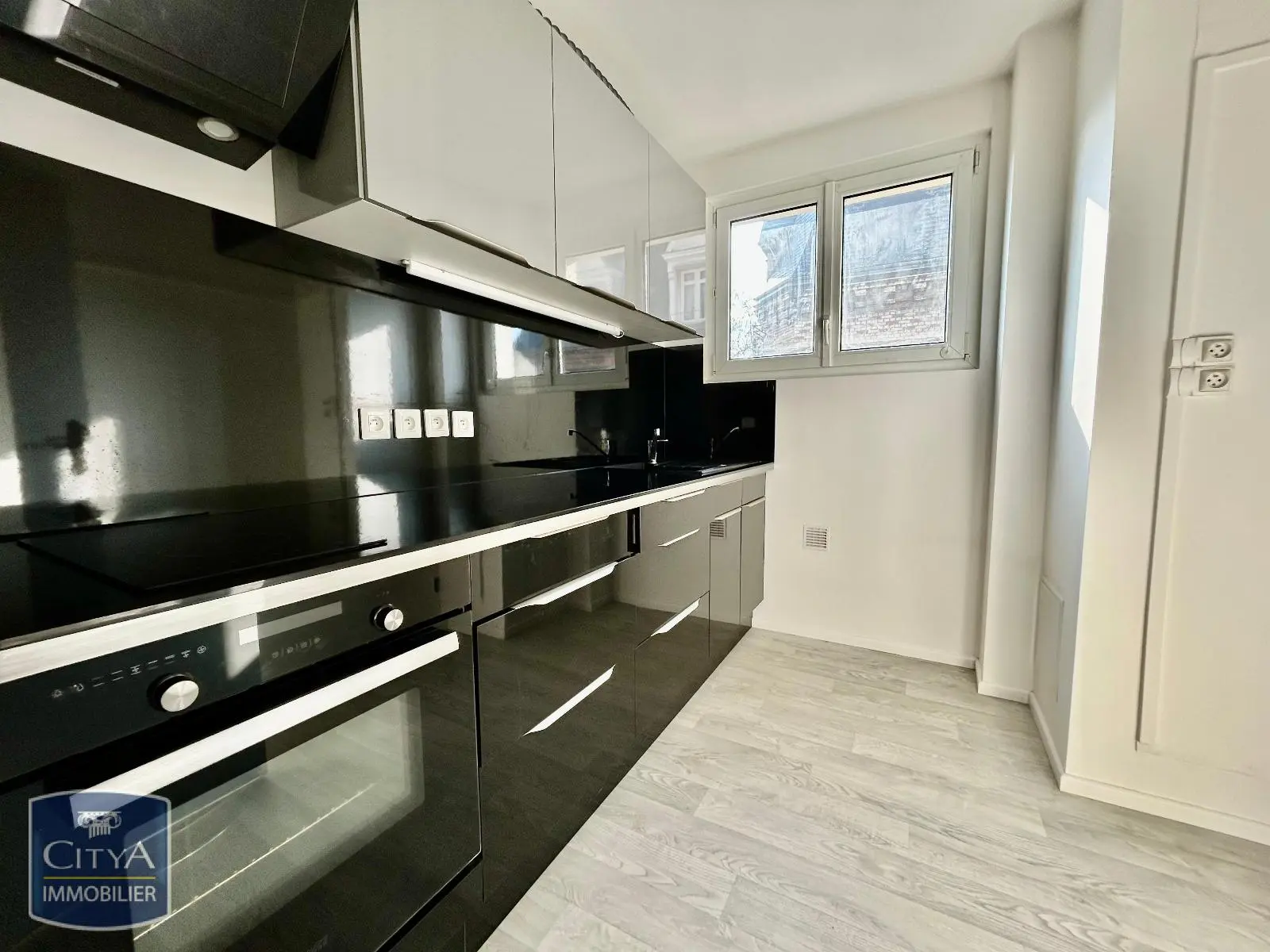 Photo 3 Appartement 2 pièces 52.54m²