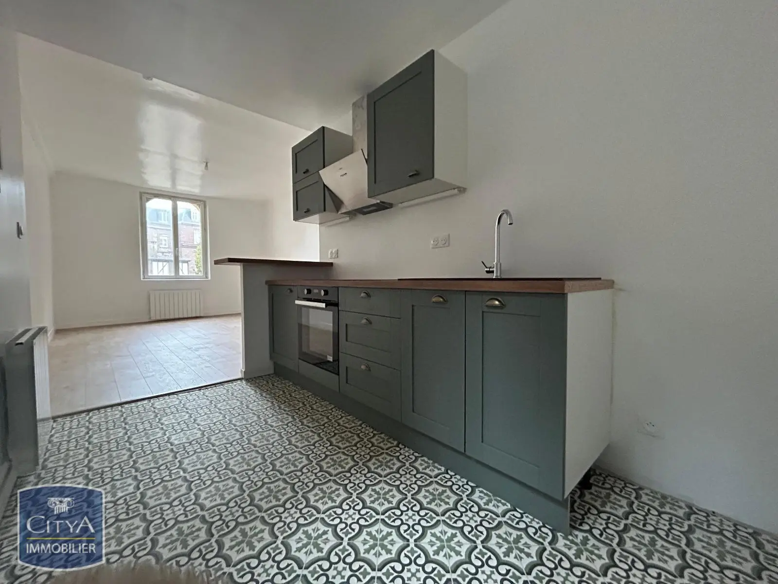 Photo 2 Appartement 1 pièce 29.28m²