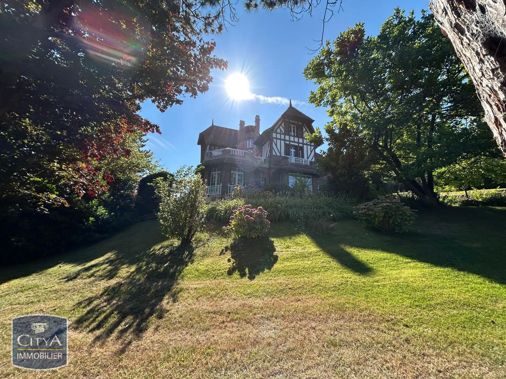 Photo 27 Maison 8 pièces 307.76m²