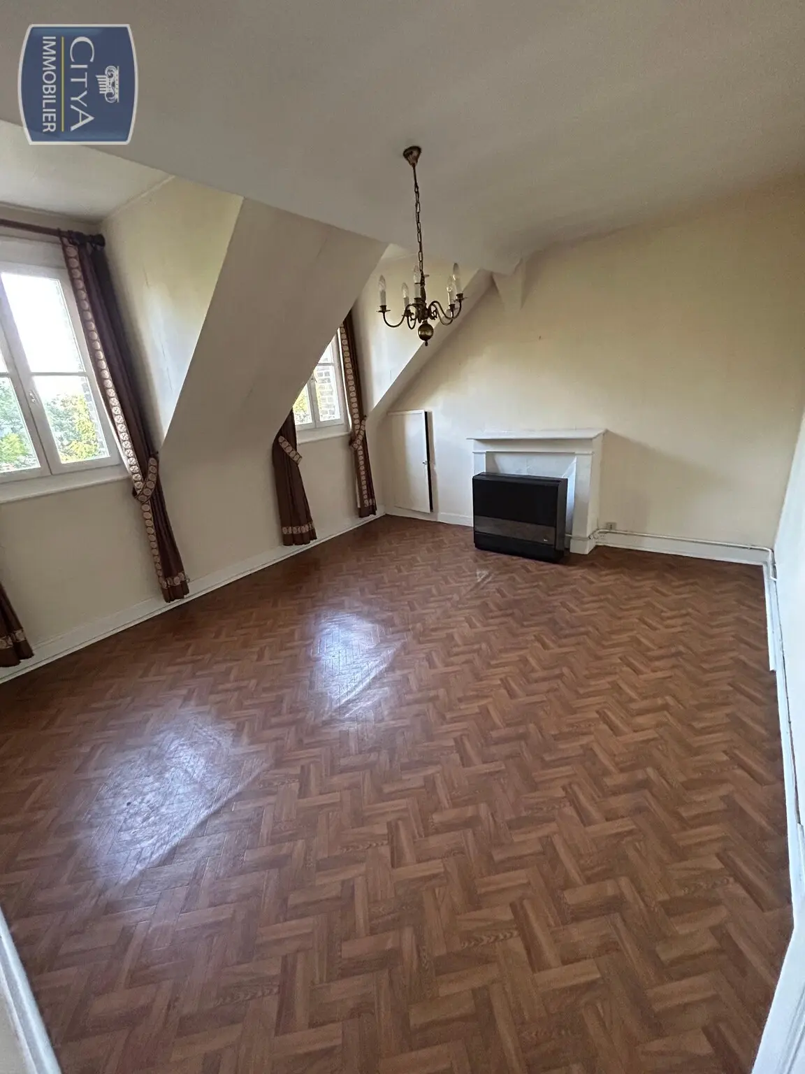 Photo 4 Immeuble 300m²