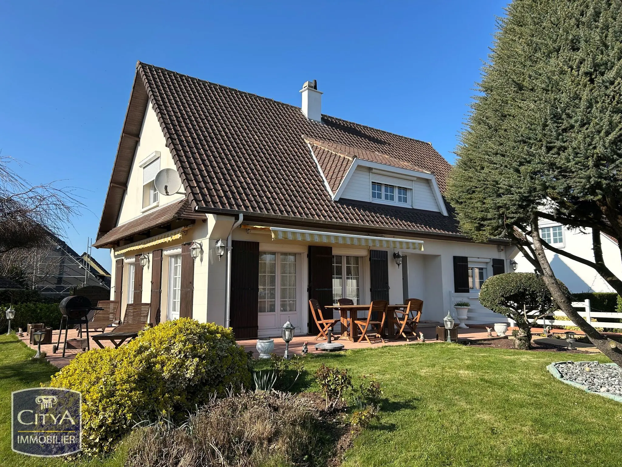 Photo 1 Maison 5 pièces 132m²