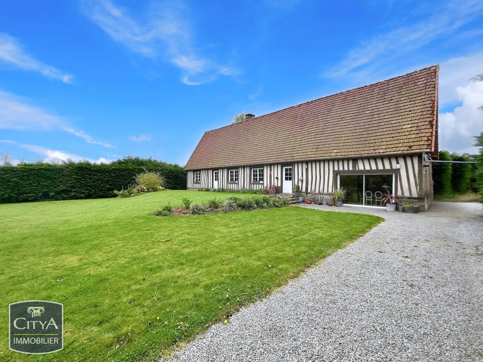 Photo 1 Maison 6 pièces 167.5m²