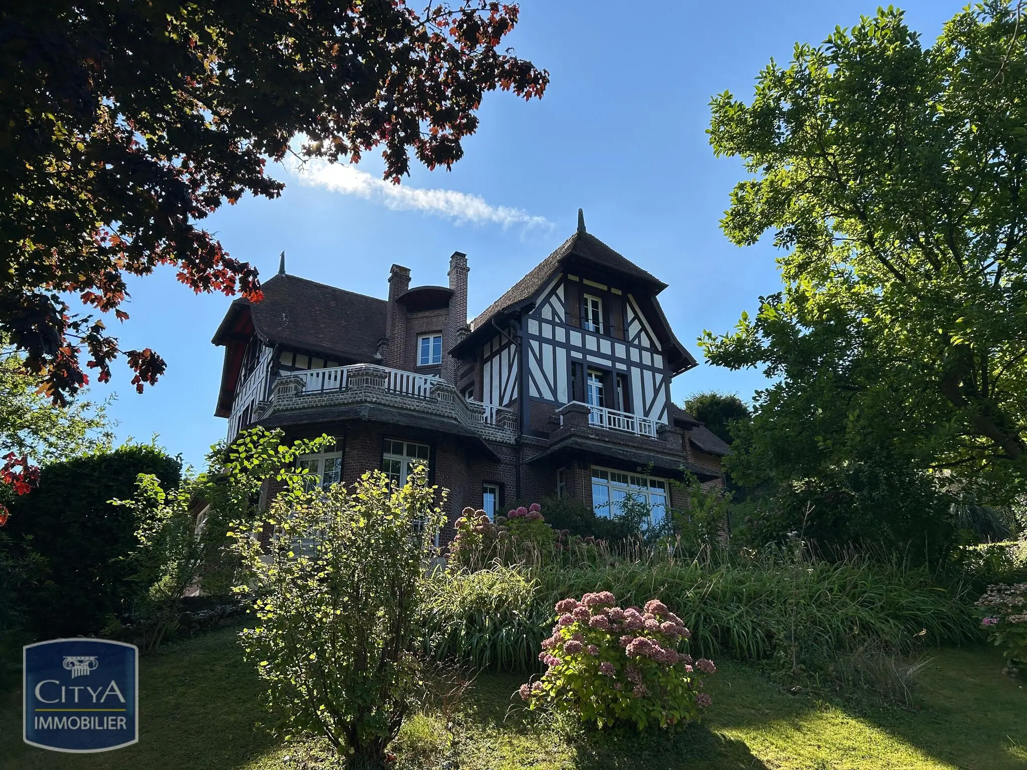 Photo 28 Maison 8 pièces 307.76m²