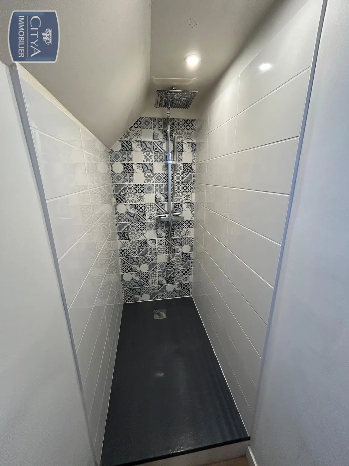 Photo 6 Immeuble 70m²