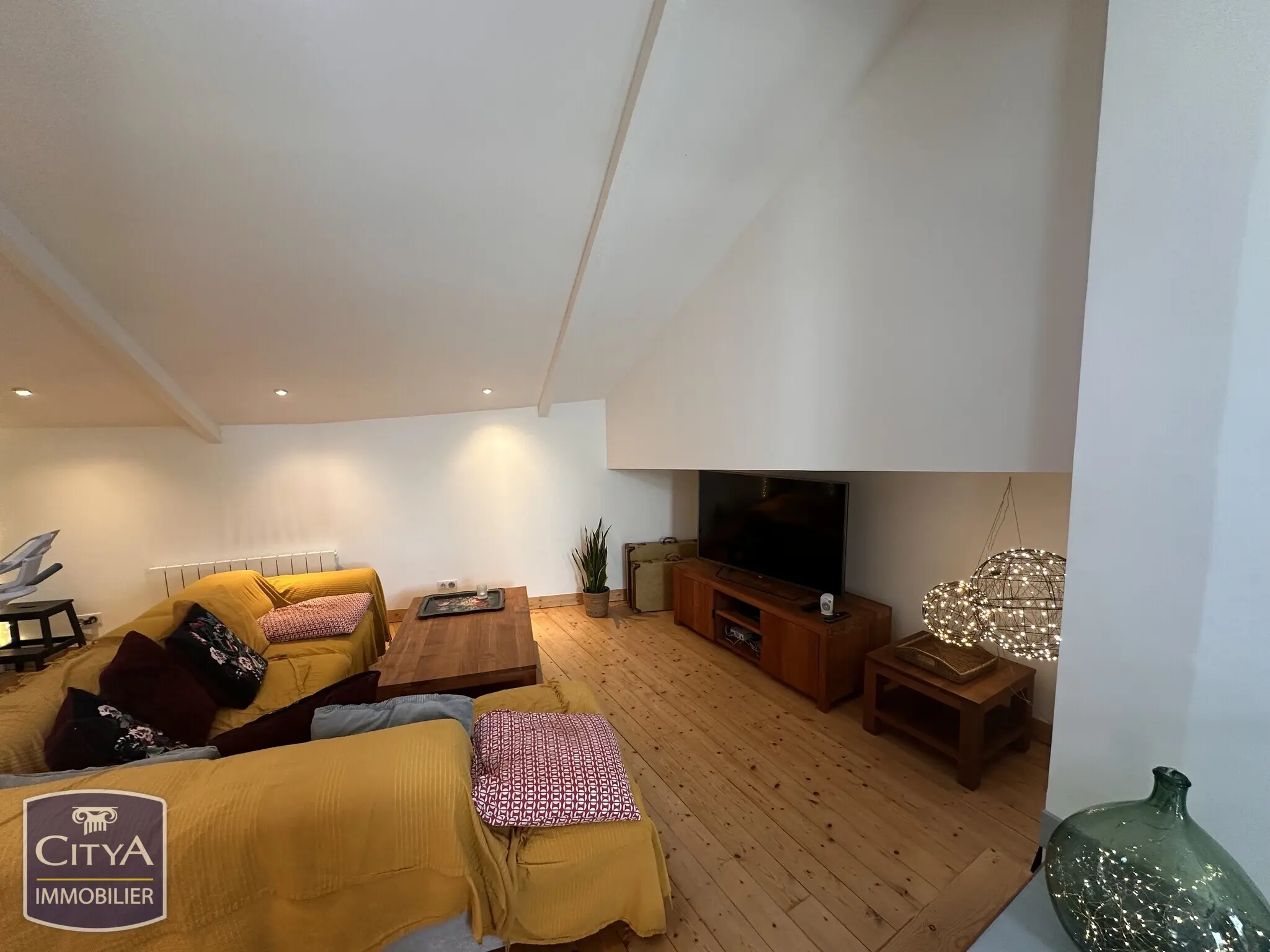 Photo 1 Maison 4 pièces 140m²