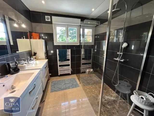 Photo 8 Maison 6 pièces 167.5m²