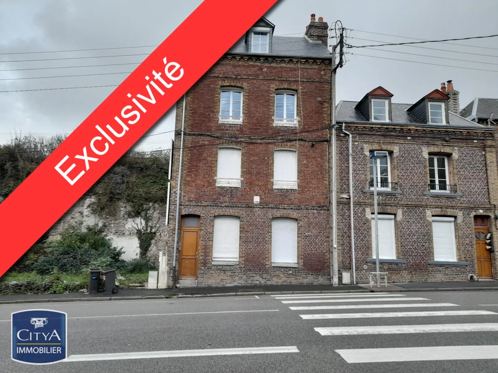 Photo 1 Immeuble 99m²