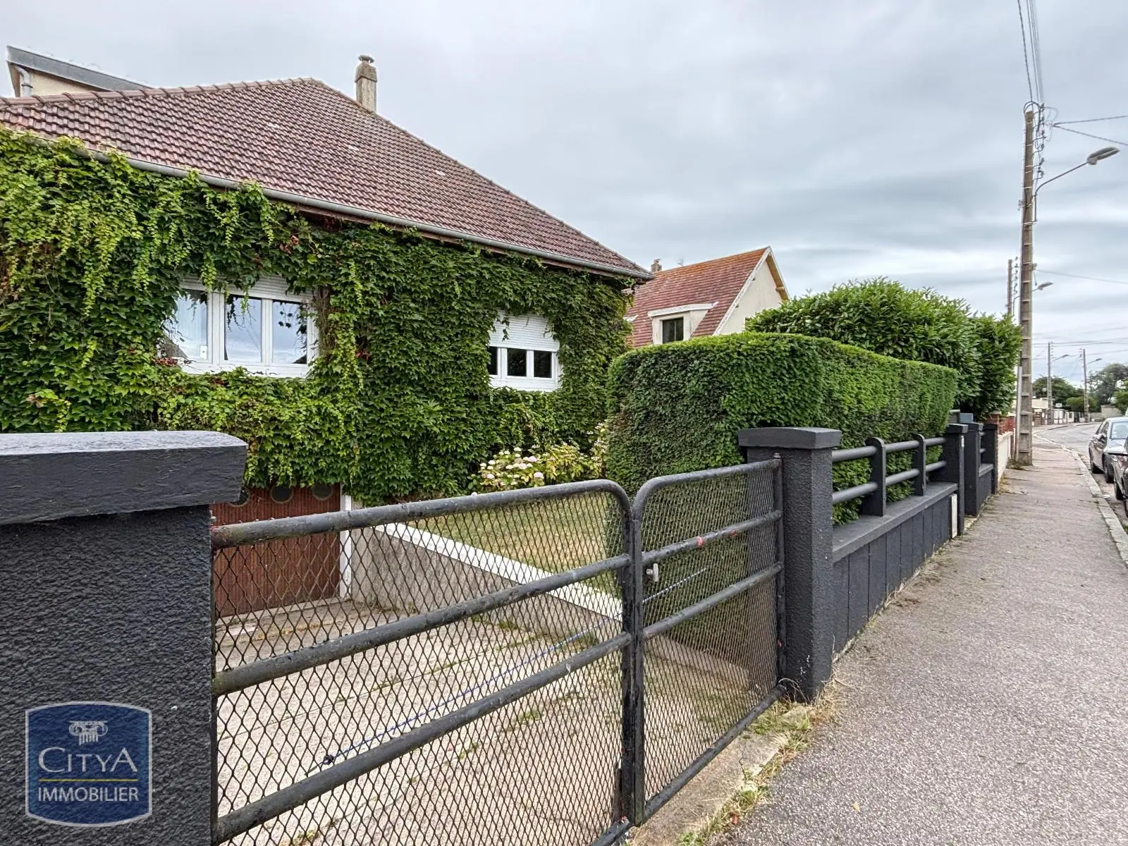 Photo 1 Maison 6 pièces 160m²