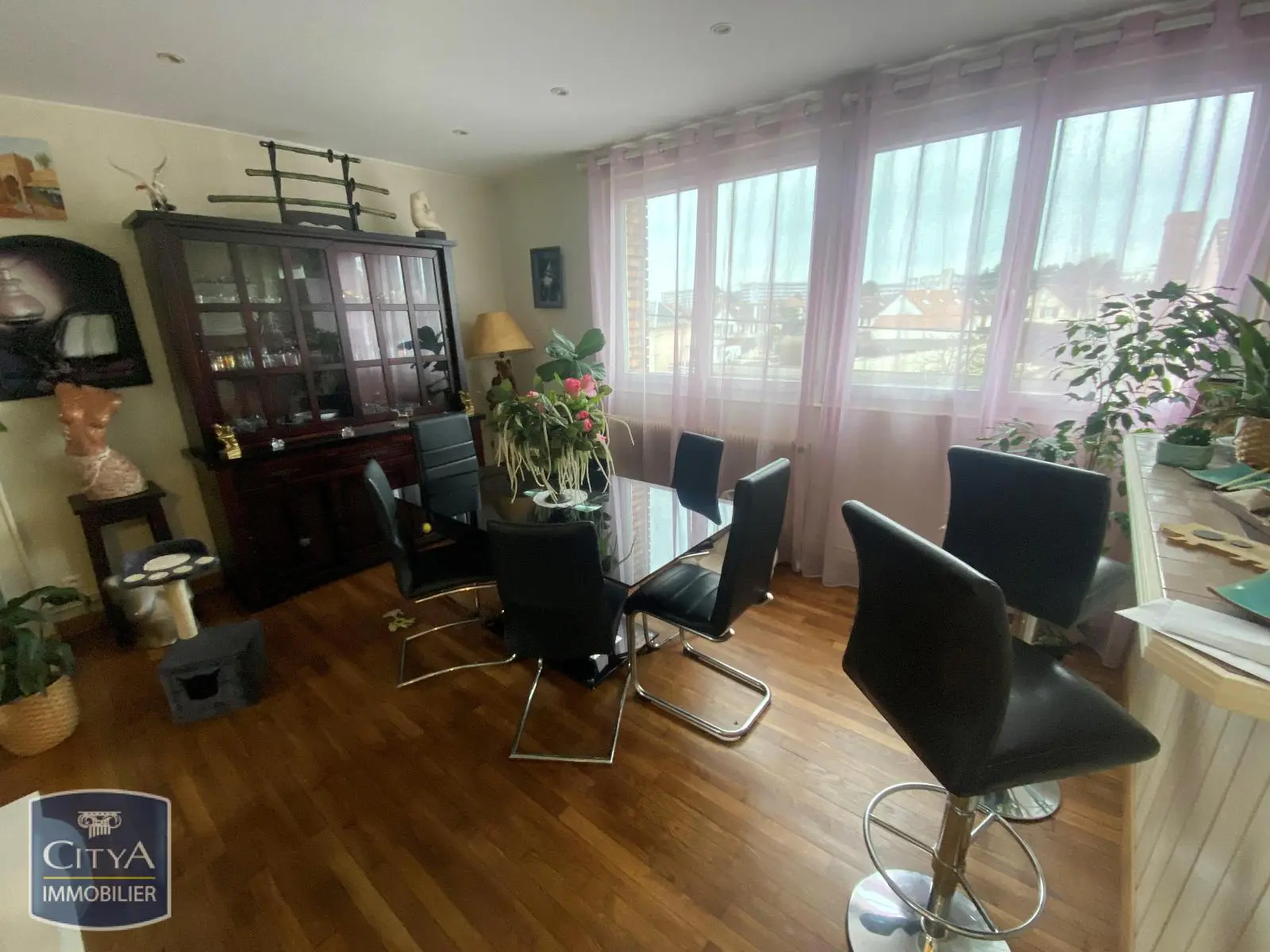 Photo 2 Appartement 4 pièces 90.72m²
