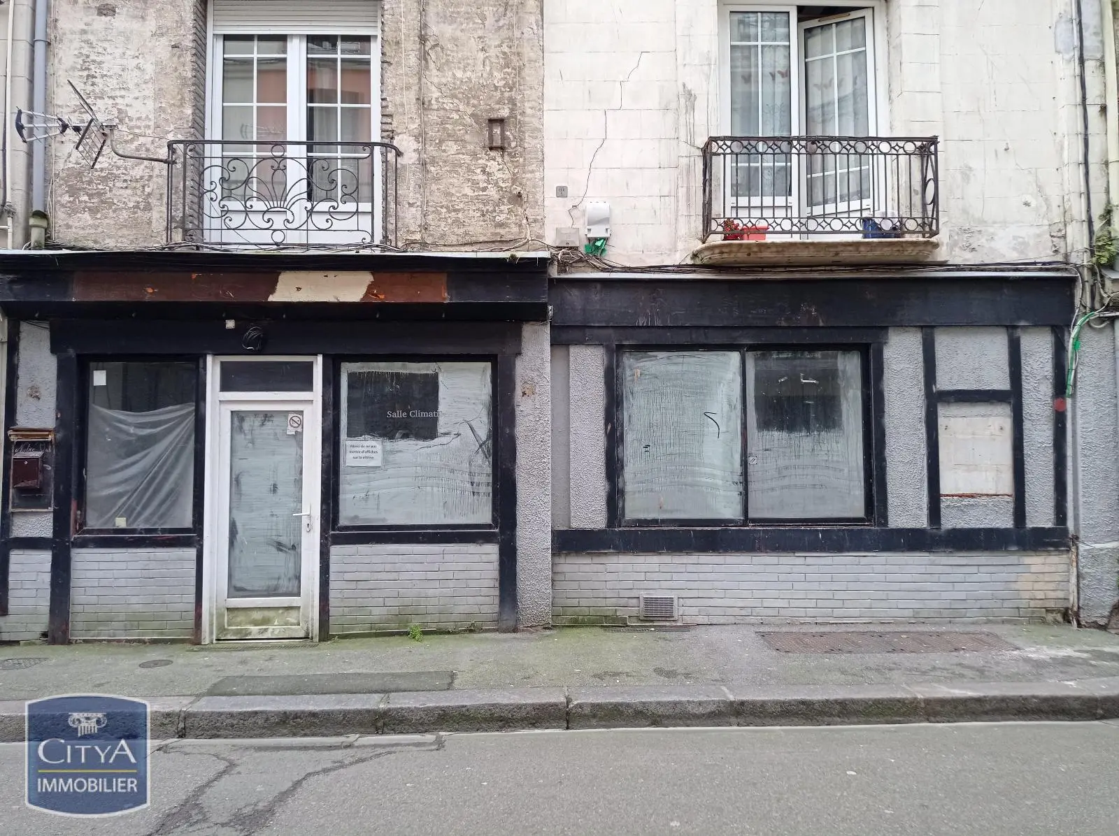 Photo 0 local commercial Dieppe