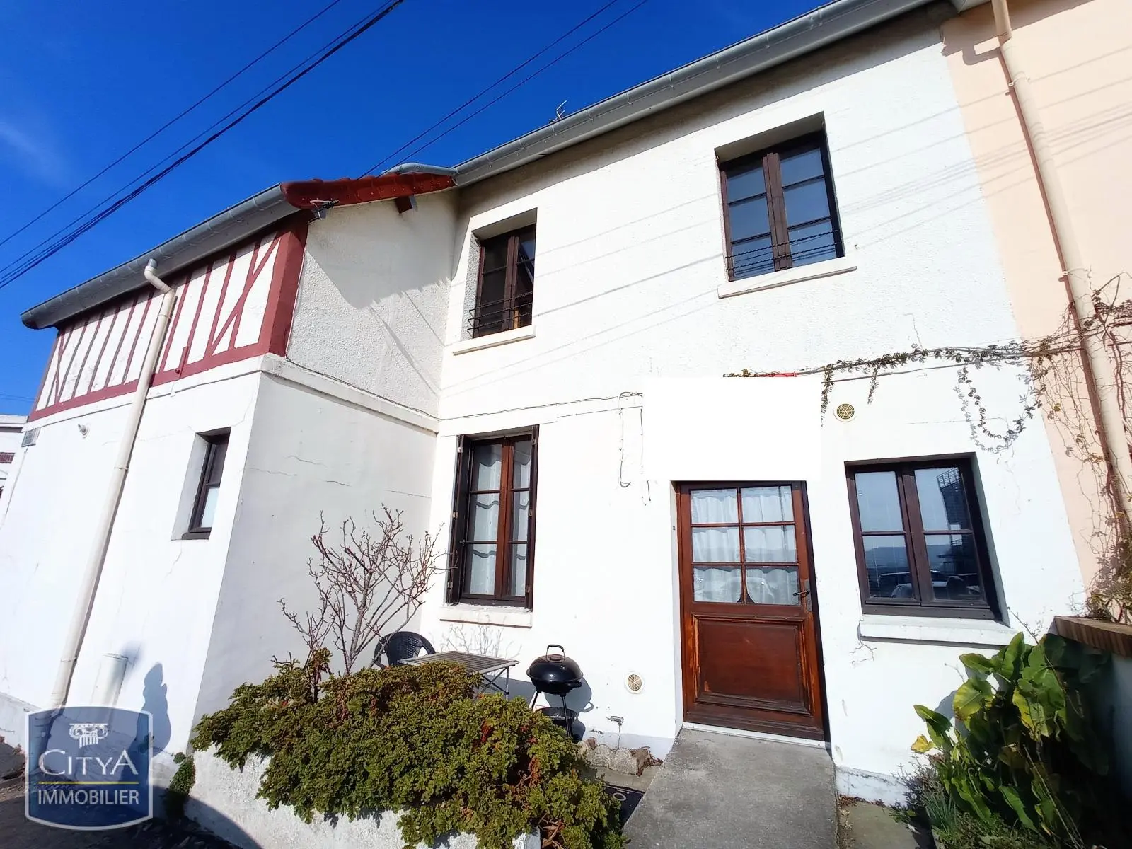 Photo 1 Maison 4 pièces 79.3m²