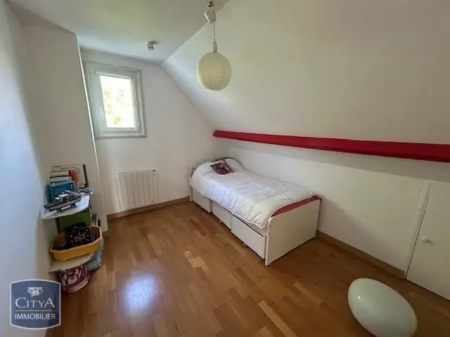 Photo 8 Maison 6 pièces 147m²