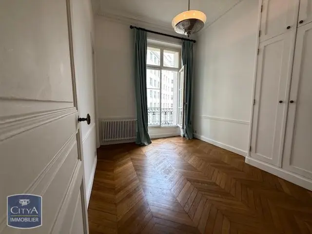Photo 14 Appartement 5 pièces 155.25m²