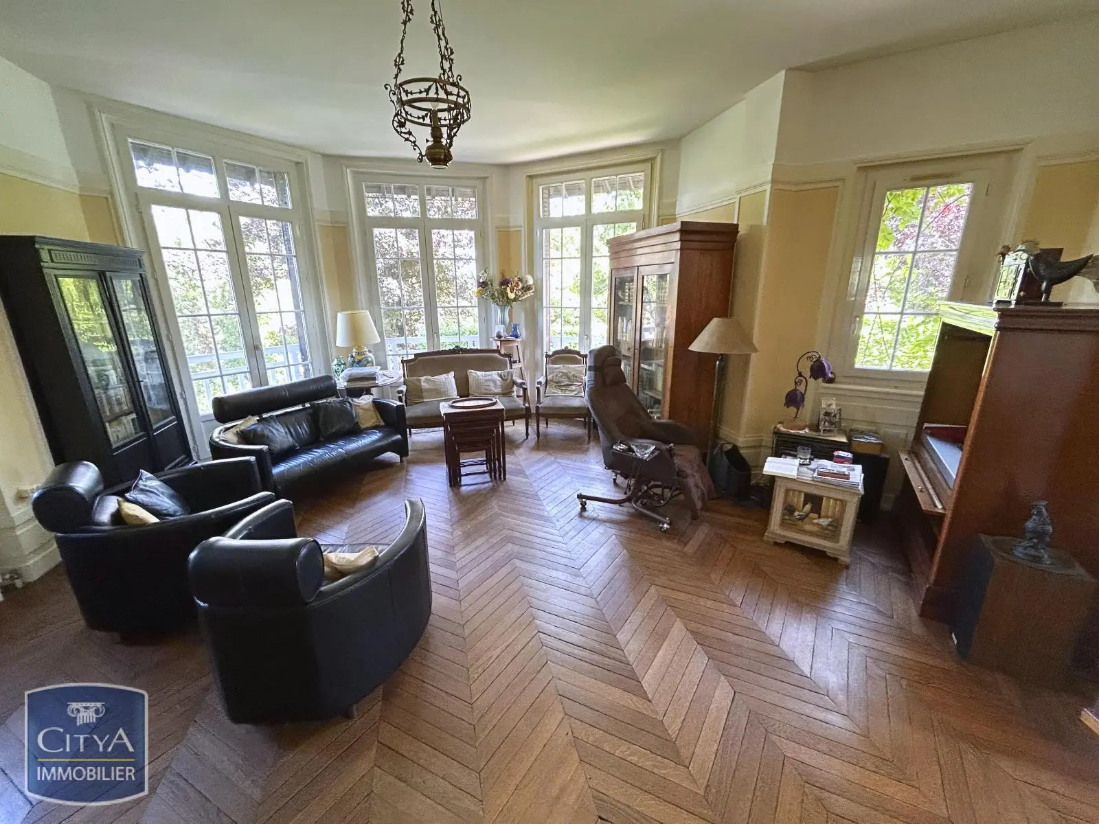 Photo 7 Maison 8 pièces 307.76m²