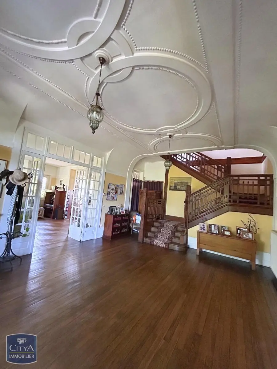 Photo 23 Maison 8 pièces 307.76m²