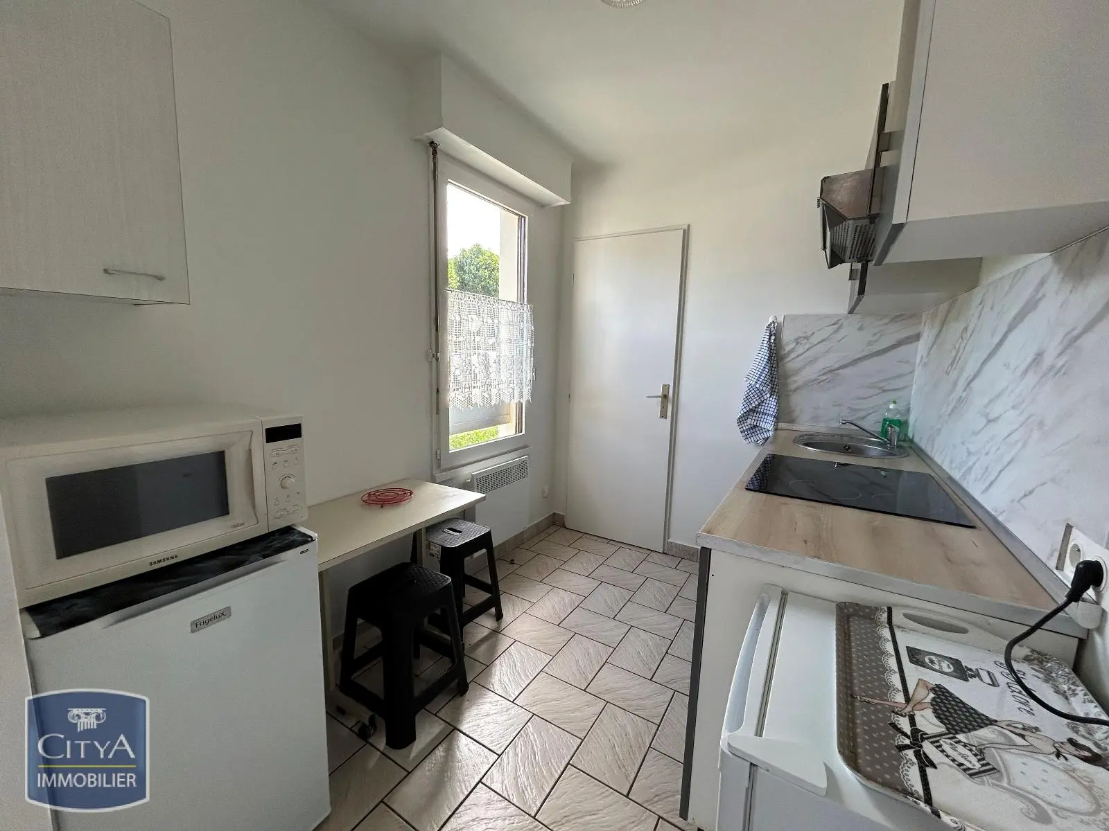 Photo 2 Appartement 1 pièce 34.01m²