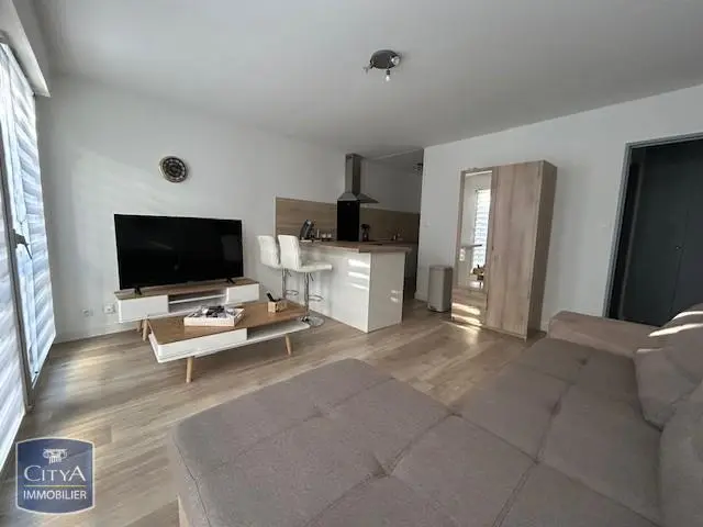 Photo 1 Appartement 1 pièce 29.84m²